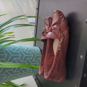 Nine West Begone brown moccasin shoes size 5.5